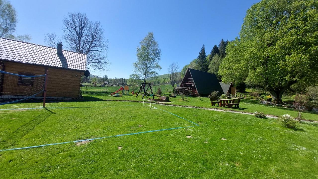 Domki Pod Lipa. Liszna Exterior foto